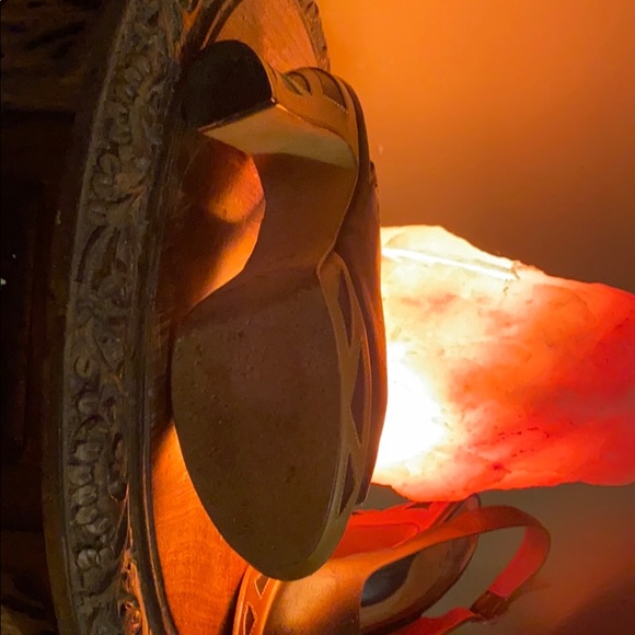 John Fluevog Black and Tan back strap heels. - Picture 2 of 4